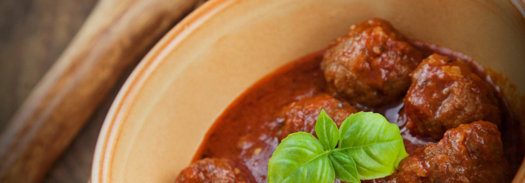 Italian cooking  - meat balls with basil
